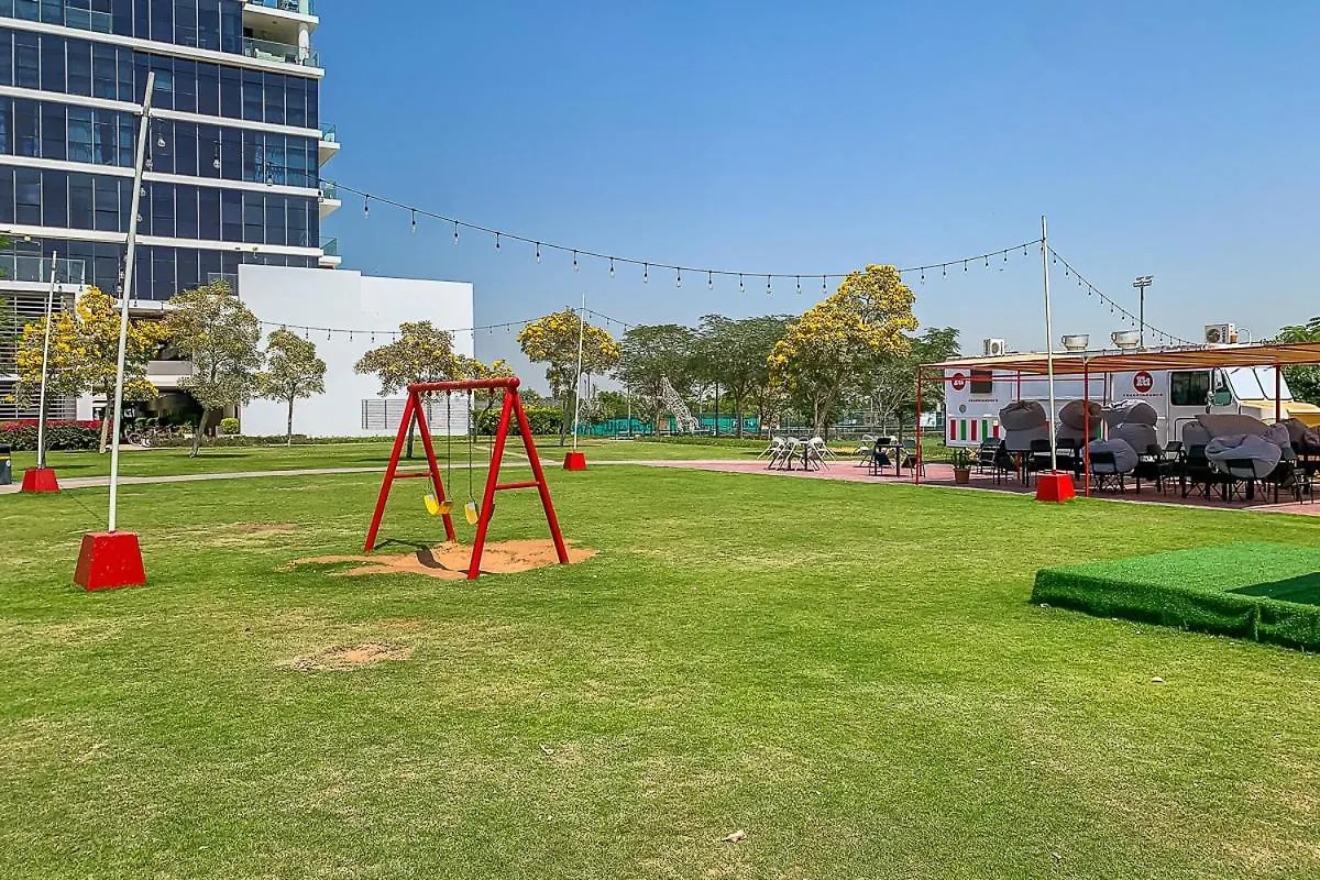 Frank Porter - Damac Hills Richmond Dubaj