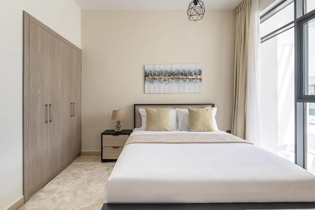Frank Porter - Damac Hills Richmond Dubai